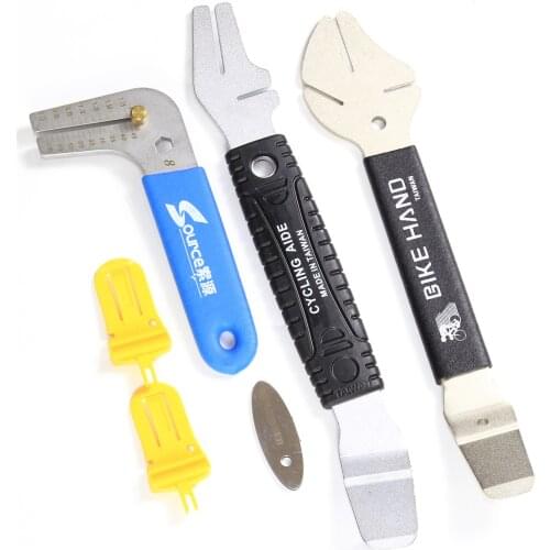 Bicycle brake rotor tool adjustor and brake pads split seperate