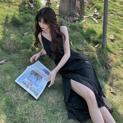 2021 Summer New Style Dress Black Temperament Suspenders V-neck Sexy Little Black Dress Folds Split Inner Long Skirt Fashion