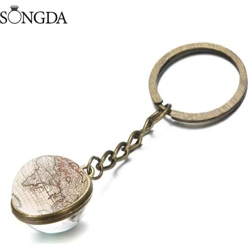 Vintage World Map Keychain Globe Earth Pendant Key Chain Americas Europe Australia Map Double Sided Glass Ball Creative Gift