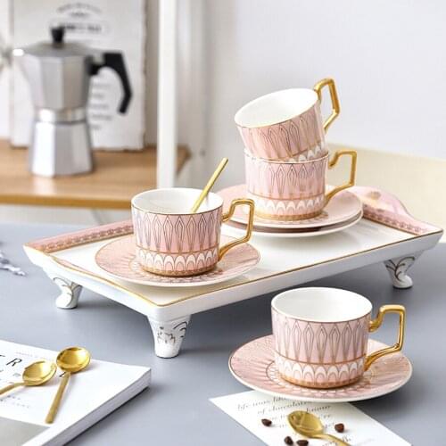 European Coffee Cup Tea Set Ceramic Espresso Cups Reusable Christmas Cup High Tea Kubek Thee Glazen Crockery Home 50Q009