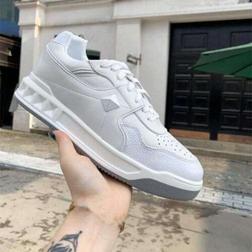 Fashion Women Sneakers Lace Up Mixed Colors Genuine Leather Men Shoes Rivets High Qaulity Causal Shoes For Lovers 35-45