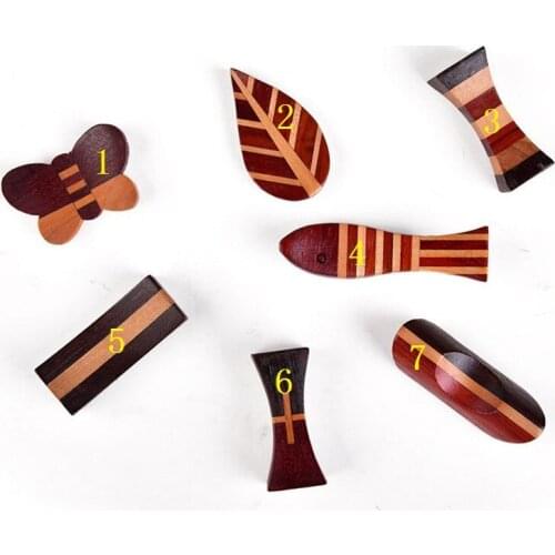 300pcs Japanese Eco Cooking Utensils Wooden Chopsticks Holder Delicate Creative Decorative Chopsticks Pillow Care Chopstick Rest