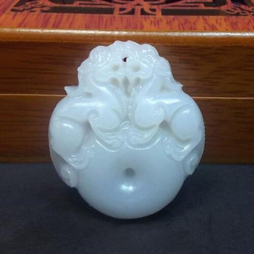 Natural White Jade Pi xiu Jade Pendant Jewelry Lucky Exorcise evil spirits Auspicious Amulet Jade Pendant Fine Jewelry