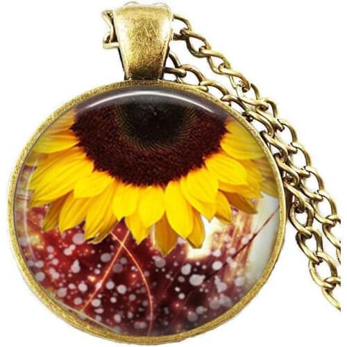 Sunflower jewelry , Sunflower yellow pendant , sunflower charm ,spring jewelry, botanical flower gift idea , sunshine necklace
