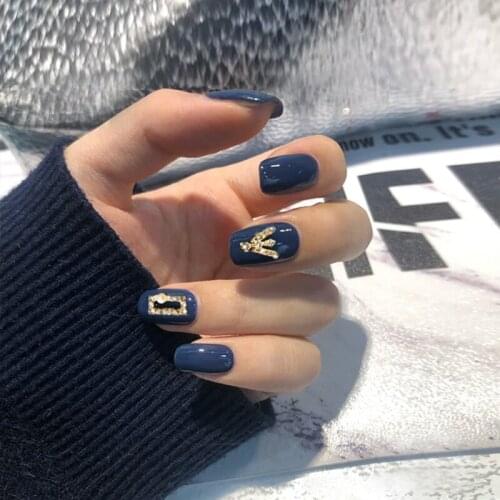 24pcs/Set Cow Square Head False Nail Tip Leopard Moon Metal Decal Short Design False Nails Girls Full Beauty Artificial Nail