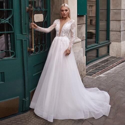 Fashion Lace Long Sleeves Wedding Dresses Custom Sheer Scoop Neck Applique A Line Tulle Bridal Gown Backless Vestidos De Novia