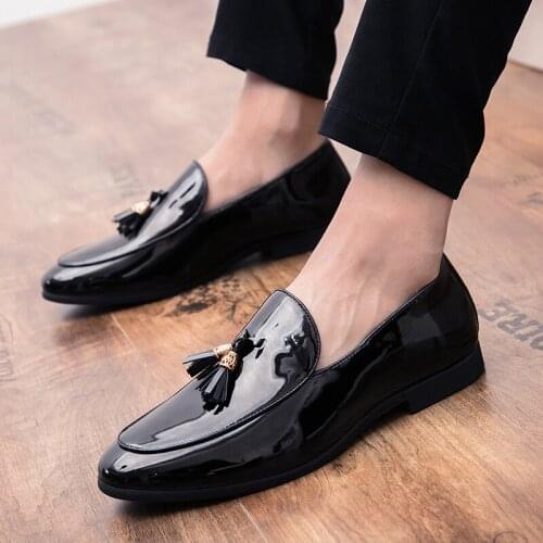 Mens Shoes Casual Loafers Slip-on Shoes Man outdoor fashion breathable Youth Light Shoes men
