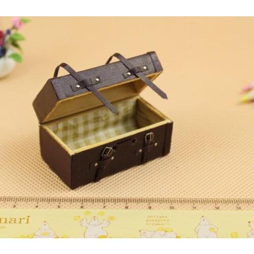 G05-X118 children baby gift Toy 1:12 Dollhouse mini Furniture Miniature baby Old suitcase 1pcs