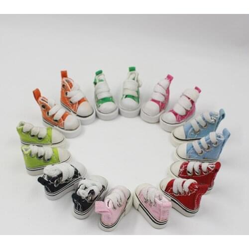 Dolls shoes canvas shoes10 pairs /bag sent randomly length is 3.8CM