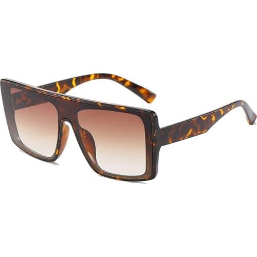 Square Sunglasses Women Mens Fashion Designer Sunglass Summer Shade Eyewear Party Show Decoration Vintage Sun Glasses