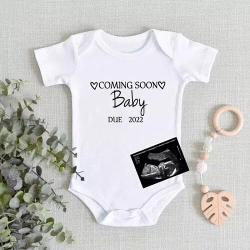 2022 Pregnancy Announcement Newborn Bodysuit Baby Coming Soon 2022 Boys Girls Ropa Outfit Summer Short Sleeve Onesies Baby Gifts