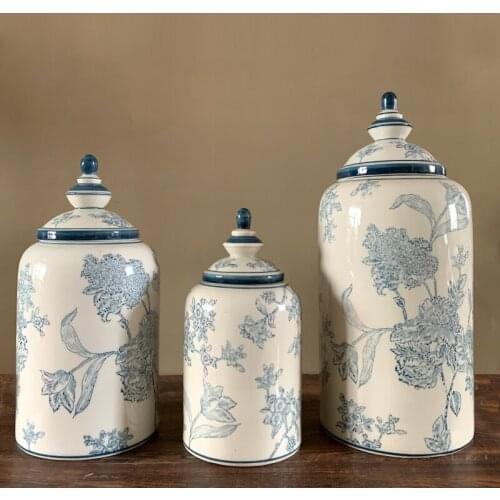 Jingdezhen Porcelain Vase Flower Pattern Antique temple jar Blue And White Porcelain Ginger jar
