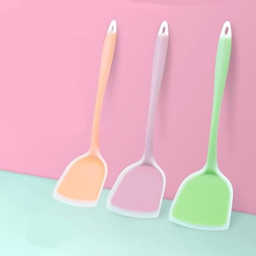 Slotted Turner Heat Resistant Seamless One-Piece Food Grade Silicone Cooking Utensils Spatula for Kitchen