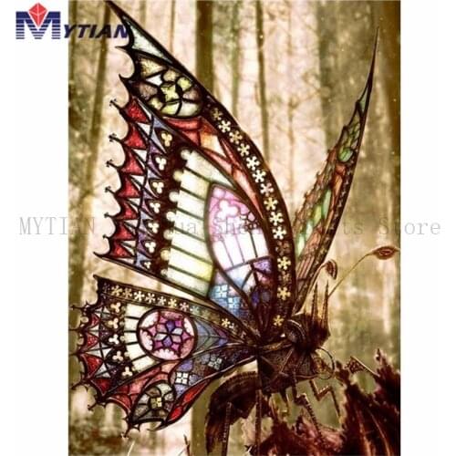 Beautiful Stained Glass Butterfly,5D Diamond Painting Art Kit,Full Square Round Drill Diamond Embroidery Home Decoration Sticker