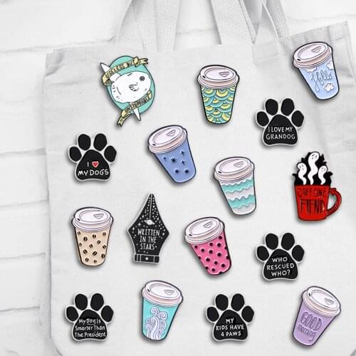 Creative Trendy Cartoon Cup Footprint Oil Drop Brooch Pin Denim Bag Gift For Friend Men Women Fashion Jewelry Clothes Decoration