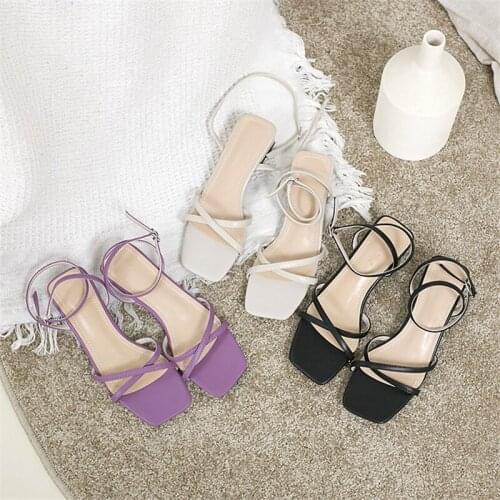 2021 new fashion one-word buckle with square toe medium thick heel all-match sandals women evening sandals