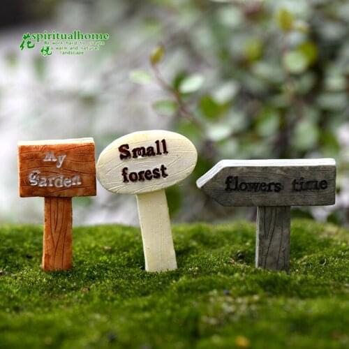 1pcs Forest Instructions Signpost Guidepost Micro Landscape DIY Toy Ornaments For Home Decoration