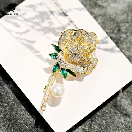 High-end luxury zircon rose flower brooch Female freshwater pearl corsage cute pin Korean jacket cardigan accessories 623