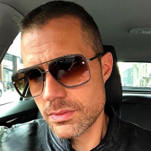 New Fashion Classic Square Sunglasses Cool Men Vintage Brand Design Metal Sun Glasses Women Shades UV400 Oculos De Sol