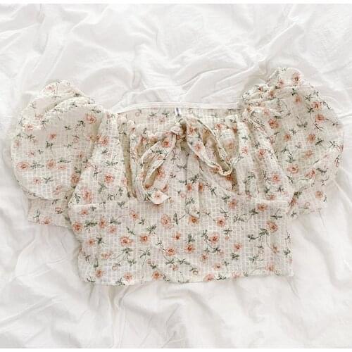 Izmestyeva Collar Blouses