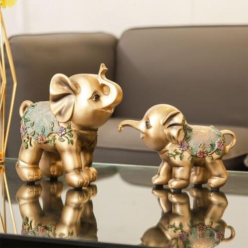 Living Room Decoration Resin Three Golden Elephants Statues for Decoration Home Decor Accessories Modern Sculpture Modern Art