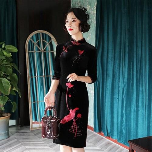 Spring And Autumn Golden Velvet Long Style Embroidered Cheongsam Embroidery Drill Long Sleeve Cheongsam Chinese Dress Qipao