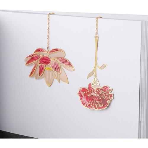 1pc Metal Bookmark Chinese Style Vintage Creative Lotus Flower Rose Leaf Vein Hollow Pendant Apricot Leaf Bookmark Gifts