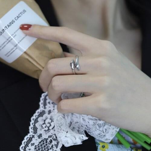 New Fashion Romantic Special Hug Shape Engagement Wedding Ring Gift Opening Adjustable Suitable for Couples and Friends Gifts