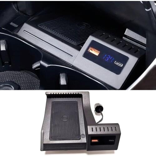 Car QI wireless charging phone charger for Mercedes Benz W205 AMG C43 C63 GLC43 GLC63 X253 GLC C Class fast charger accessories