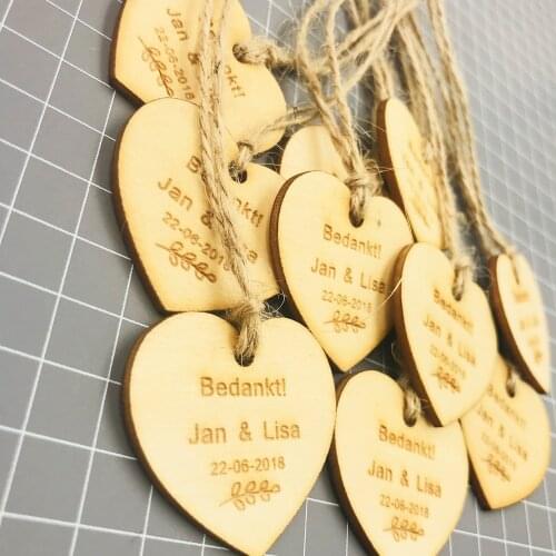 50pcsPersonalized Wedding Favour Tags Love Heart Tags With Jute Ribbon Party Decor Favors Custom Engraved Wooden name tags