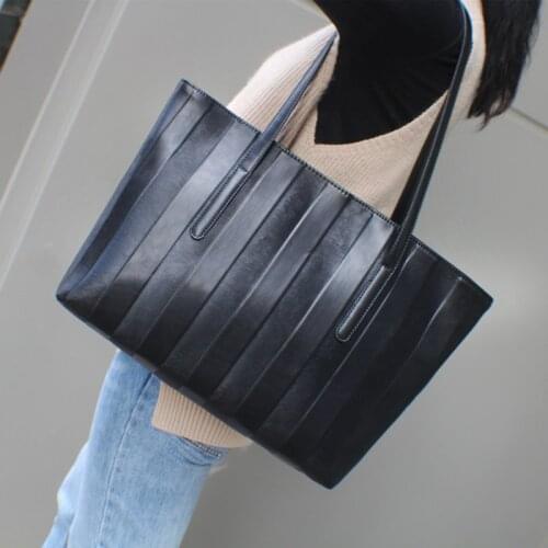 BENVICHED Ladies' pu bag 2021 new spring fashion striped High-capacity Tote Bag handbag women Inclined single shoulder bag c423