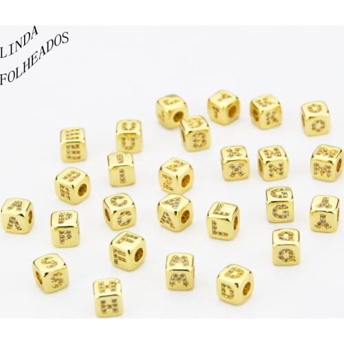 2021 New Design Small Size 26 English Letters Gold-Plated Assembly Necklace Copper Inlay Zircon Three-Dimensional Square Female