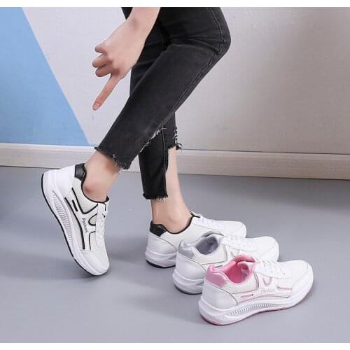 Women Sneakers Outdoor Non-slip Comfortable Casual Shoes Fashion Breathable Mesh Vulcanized Sport Running Shoes Flat Sneakers
