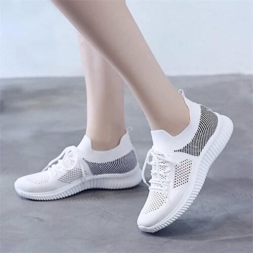 Small White Shoes Womens Fashion Flying Woven Womens Shoes Breathable Mesh Thin Section Hollow Trend Sneakers 2021 New