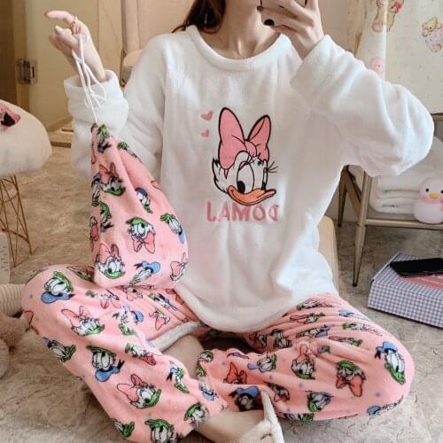 Disneys new cute Simba ladies autumn and winter thick coral fleece student Mickey suit