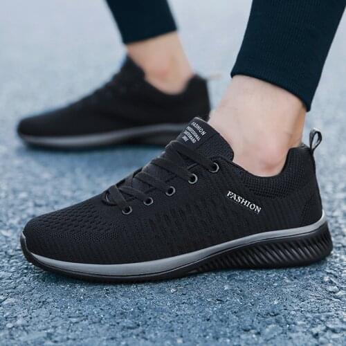 Fashion mens shoes new summer mens sports shoes lightweight breathable net shoes casual flying shoes