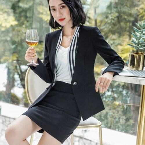 Ladies suit autumn and winter new solid color single buckle professional decoration short skirt suit womens two-piece suit