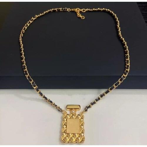 Brand Fashion Jewelry Lady Retro Leather Chain Perfume Bottle Pendant Golden Necklace Party Exquisite Fashion Luxury Jewelry
