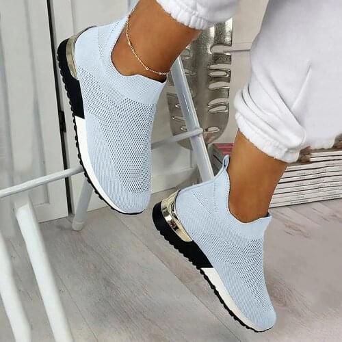 Fashionable Womens Sports Shoes Mesh Breathable Lightweight Sports Running Shoes 2021 Summer New