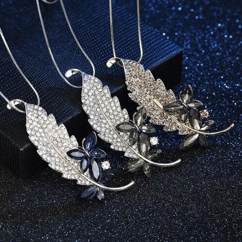 Leaf Butterfly Crystal Pendant Long Chain Necklace Women Fashion Chocker Jewelry Wholesale Silver Long Necklace Sweater