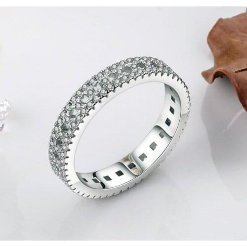 New Office Style Fashion Womens Jewelry Micro-inlaid Narrow Gypsophila Hollow Diamond Ring Party Wedding Engagement Gift