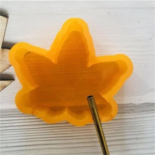DIY Maple Leaf Ashtray Epoxy Resin Mold Jewelry Storage Box Tray Silicone Mould X4YA