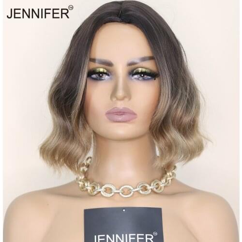 Short Wavy Synthetic Wigs for Women Middle parting Light tea gradient color Cosplay/Daily Wig Hair Full Mechanism Heat Resistant