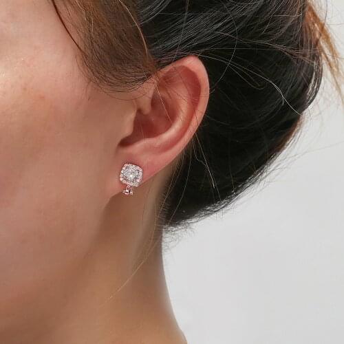 2021 Hot Trendy New Diamond Square Gold-plated Super Flash Female Earrings Temperament Fashion Wild Girl Earrings Woman Earrings