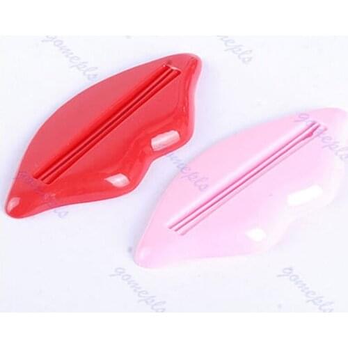 2 Pack Sexy Hot Lip Kiss Bathroom Tube Dispenser Toothpaste Cream Squeezer for Home, Kinds , Your Family -random Color