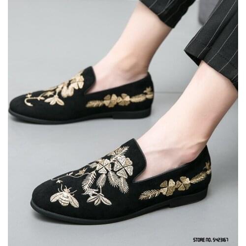 Fashion Suede Leather New Embroidery Loafers For Men Casual Printed Moccasins Oxfords Wedding Dress Shoes Party Driving Flats