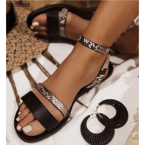 Shoes For Women 2021 Summer Slippers Fashion Casual Flat Shoes Sandals Snakeskin Print Buckle Straps Beach Shoes