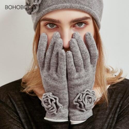 2021 popular casual gloves ladies loose winter warm crochet wool gloves fashion personality cashmere jersey curly rose gloves