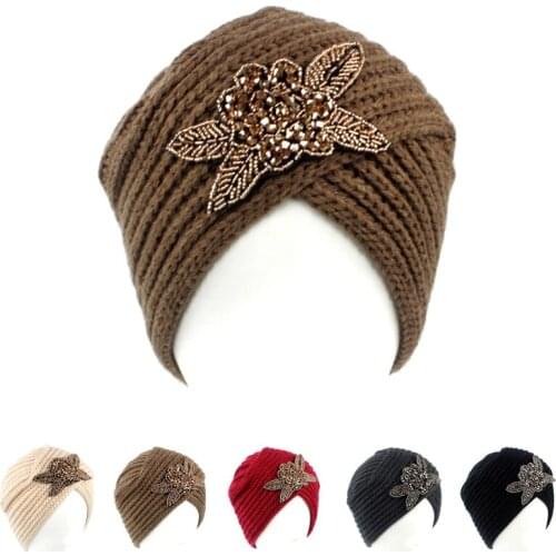 New Women knitted headbands Metal Jewel Accessory Turban Winter Floral Turban crochet headwrap Beanie Girl Headband G-136