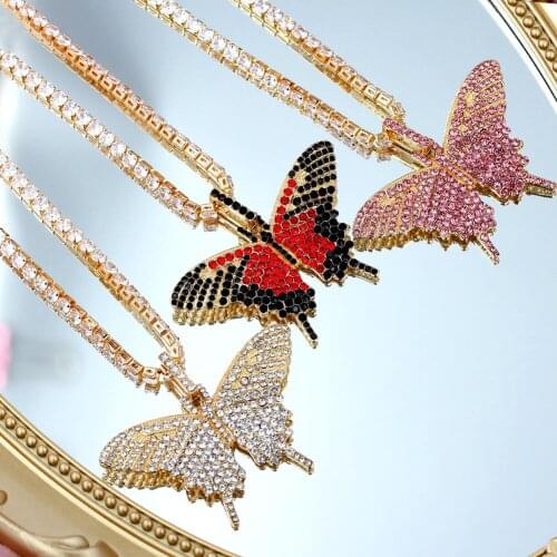 JUST FEEL Women Zircon Chain Choker Necklaces Shining Crystal Big Butterfly Pendant Necklace Fashion Temperament Jewelry Gift